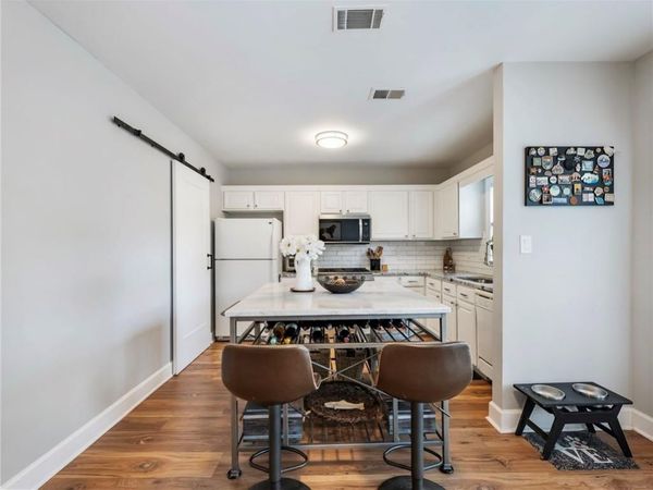 81 Mount Vernon Circle , Sandy Springs, GA 30338