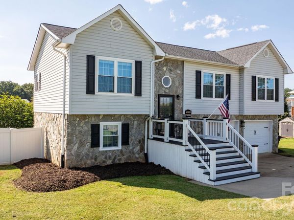 4889 Carpenter Road , Granite Falls, NC 28630