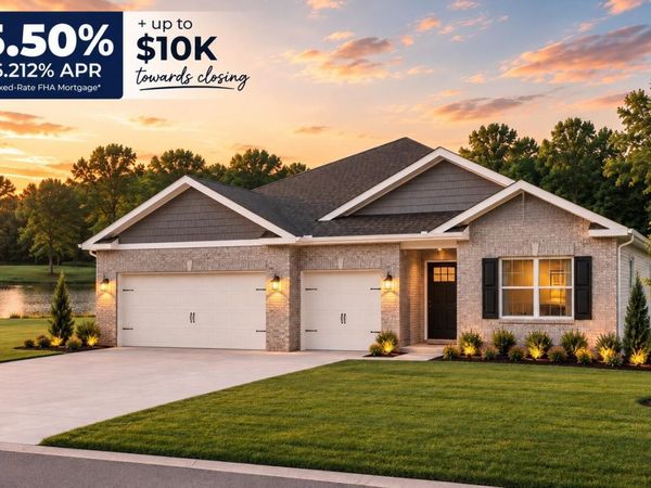 650 RIVERDALE DR, Oakland, TN 38060