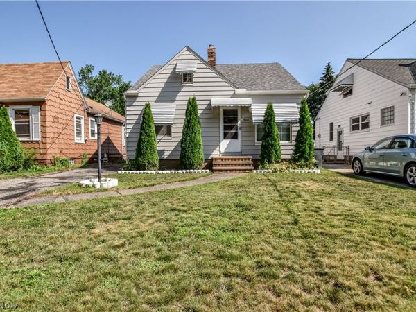 908 Wexford Avenue , Parma, OH 44134