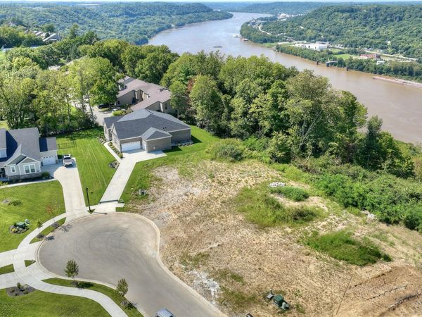2748 River Birch Drive, Villa Hills, KY 41017