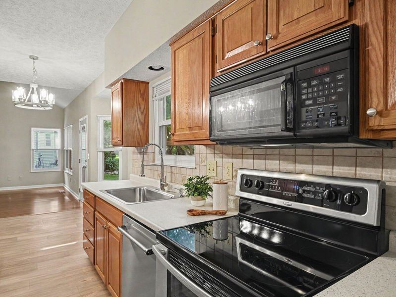 744 Summertree Lane, Westerville, OH 43081 Photo 10