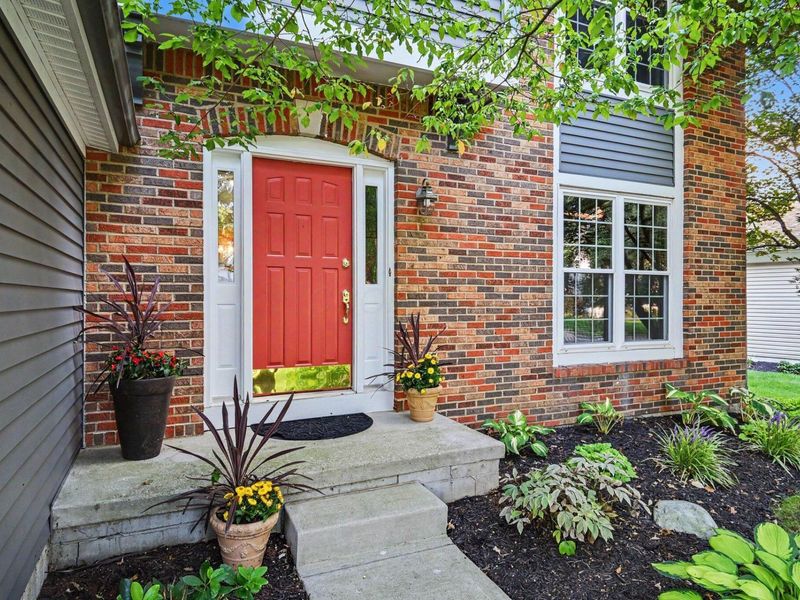 744 Summertree Lane, Westerville, OH 43081 Photo 2