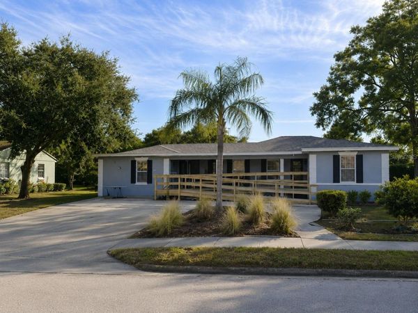 3710 W AZEELE STREET, TAMPA, FL 33609