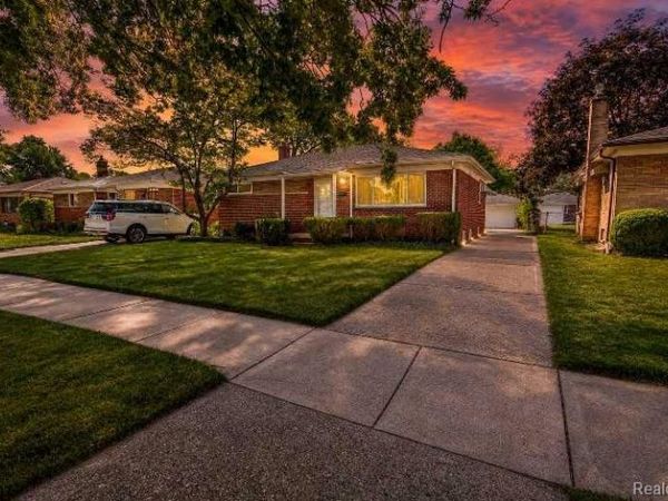 26007 Cathedral, Redford Township, Mi 48239