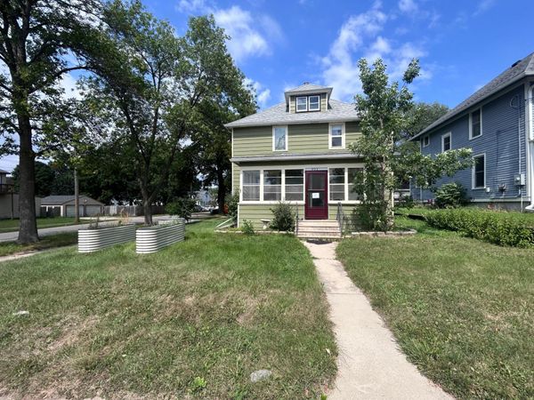 903 1st Street SE, Rochester, MN 55904