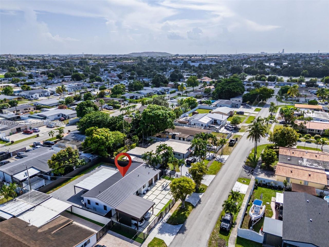 1270 W 64th Ter, Hialeah, FL 33012 Photo