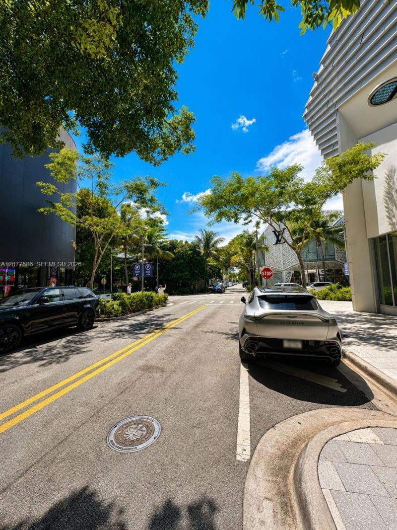 250 NW 51st St , Miami, FL 33127 Photo
