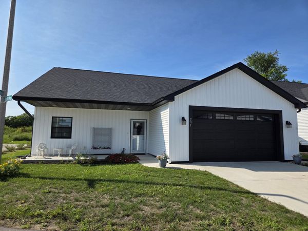 201 Boann Terrace, Belleville, WI 53508