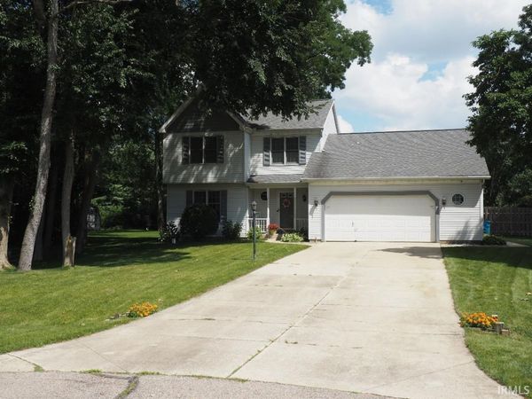 30889 Ridgeview Drive, Elkhart, IN 46517