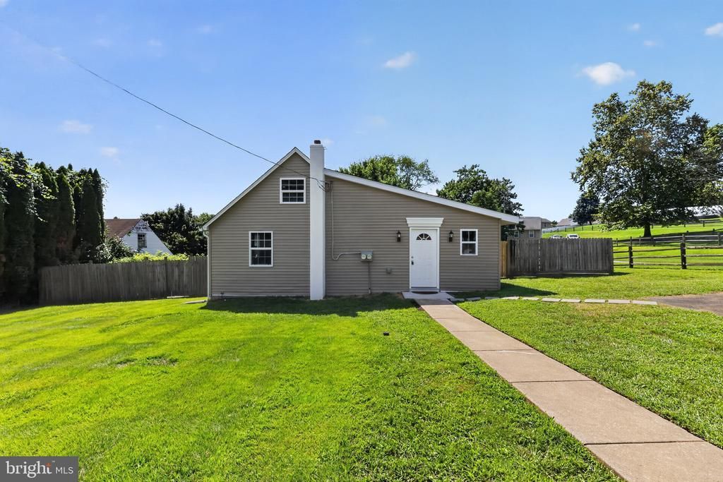 4012 GREENWOOD AVENUE , UPPER CHICHESTER, PA 19061