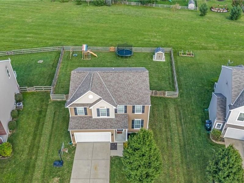 2075 Prairie Clover Drive, Turtlecreek Township, OH 45036 Photo 8
