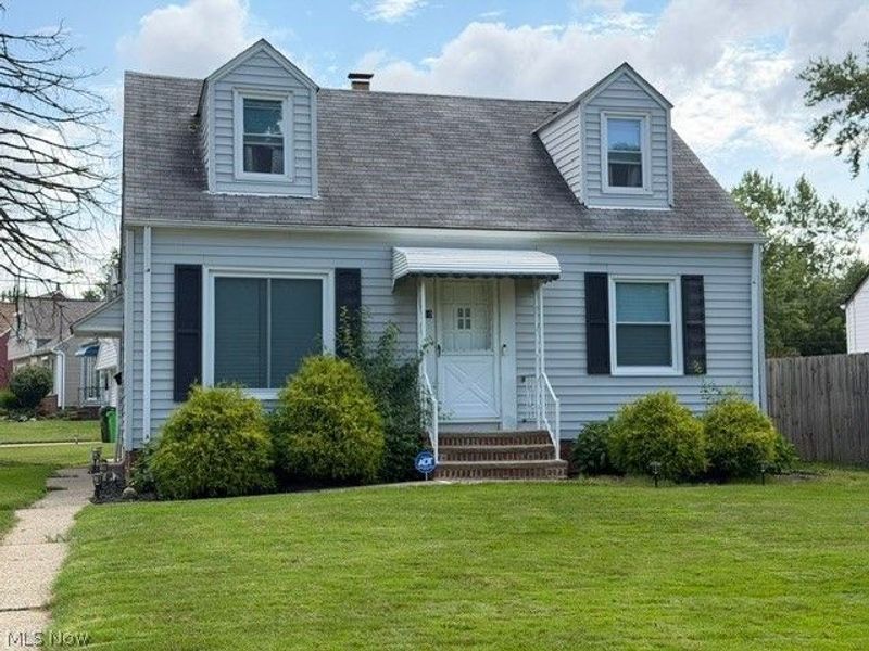 310 Grand Boulevard, Bedford, OH 44146 Photo 1