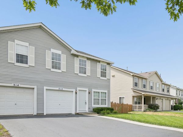 312 Richfield Trail , Romeoville, IL 60446