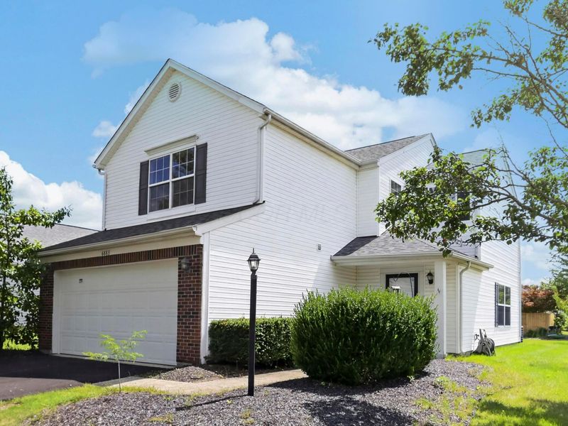 6863 Spring Bloom Drive, Canal Winchester, OH 43110 Photo 2