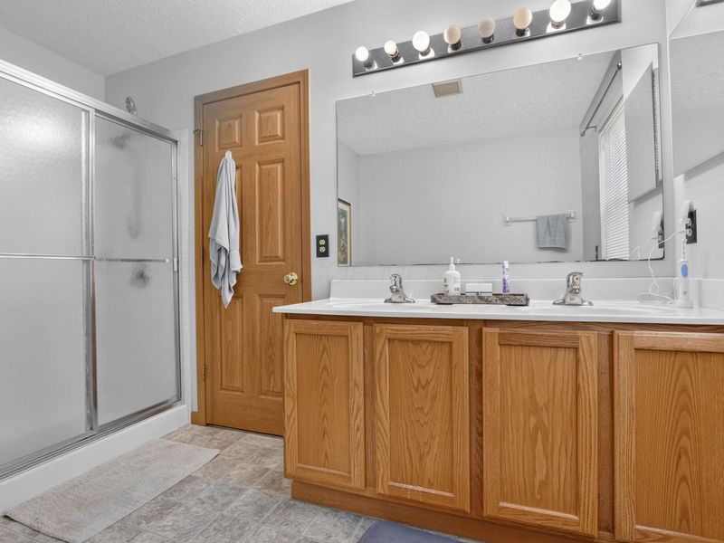 6863 Spring Bloom Drive, Canal Winchester, OH 43110 Photo 28