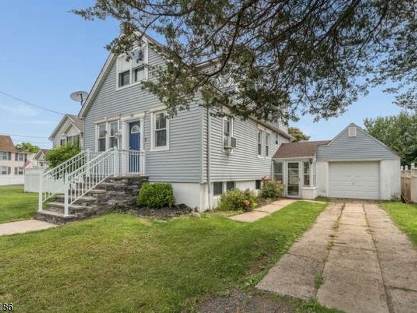 318 Marion Place, Manville, NJ 08835