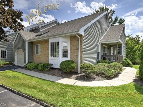 226 Crescenzi Ct, West Orange, NJ 07052