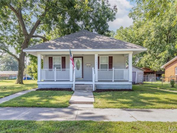 424 W Yoakum Avenue, Chaffee, MO 63740