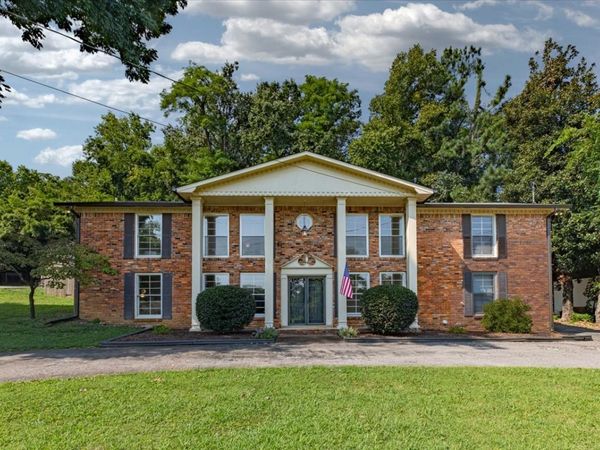 6805 Cloudland Dr, Nashville, TN 37205