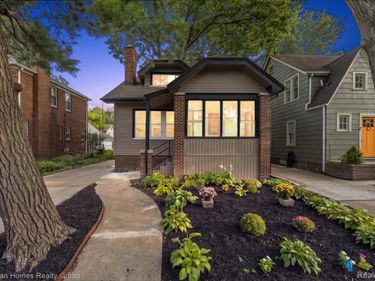 62 Wellesley Dr. Drive , Pleasant Ridge, Mi 48069
