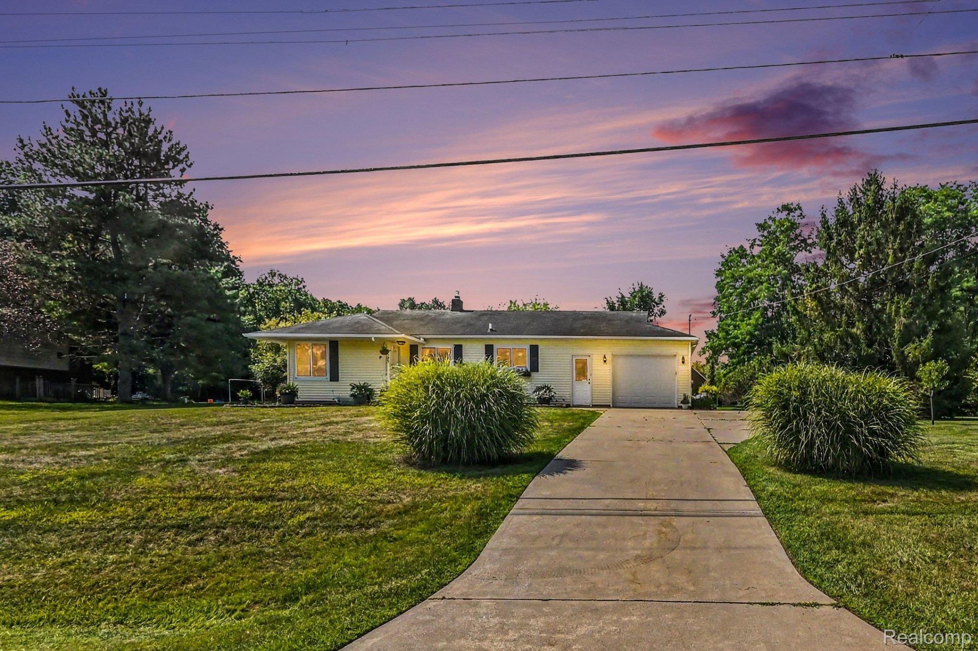 7595 Ledgewood Drive, Tyrone Township, Mi 48430 Main Photo