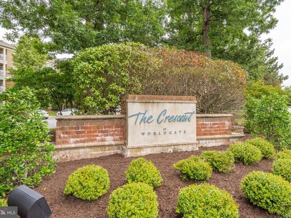 2204 WESTCOURT LANE, Unit 122, HERNDON, VA 20170