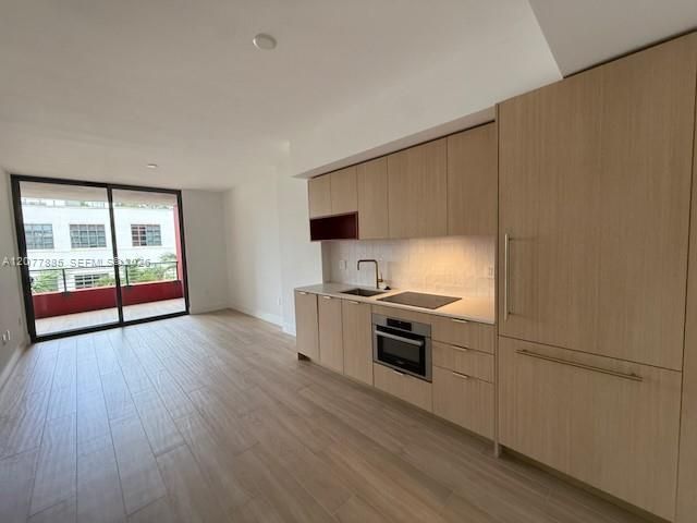 90 NE 32 , Unit 412, Miami, FL 33137 Photo