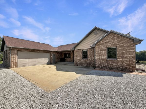 3224 County Road 2700 E , Penfield, IL 61862