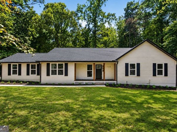 135 Springhouse Lane, Fayetteville, GA 30214