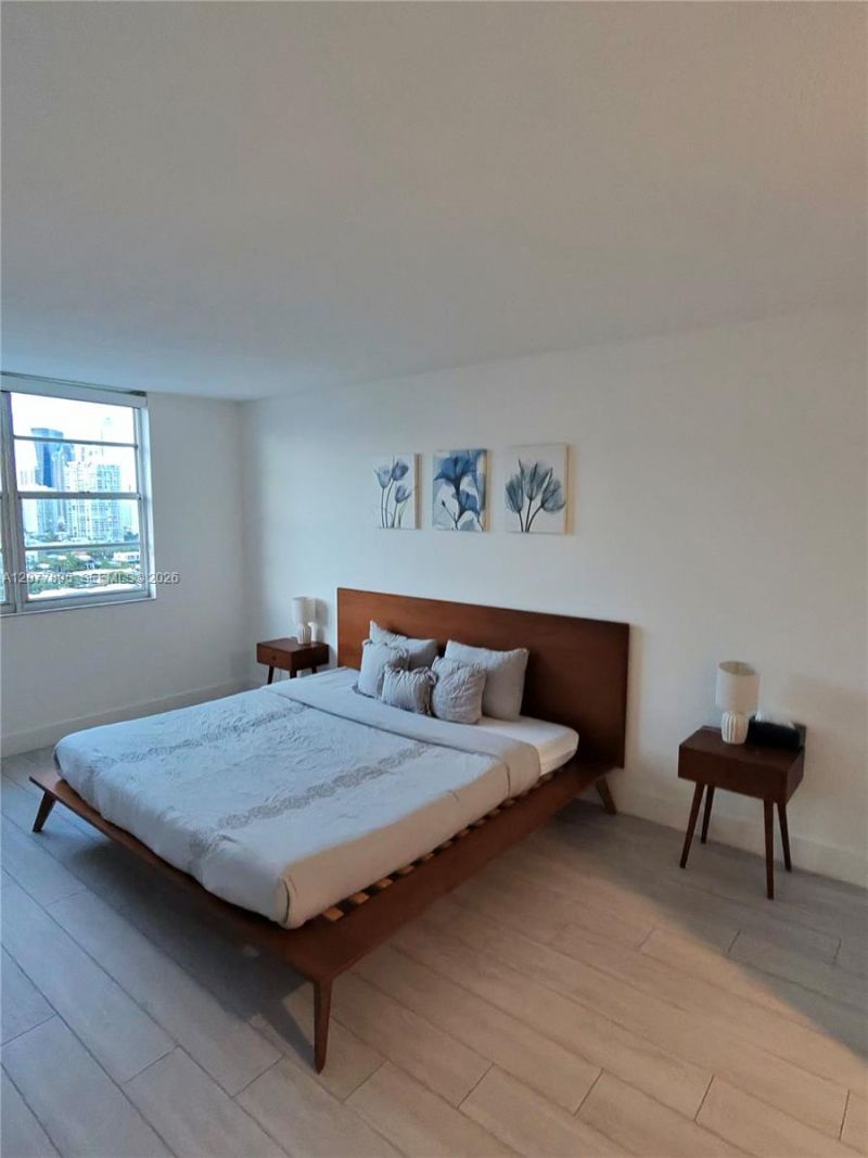 500 Bayview Dr, Unit 1723, Sunny Isles Beach, FL 33160 Photo