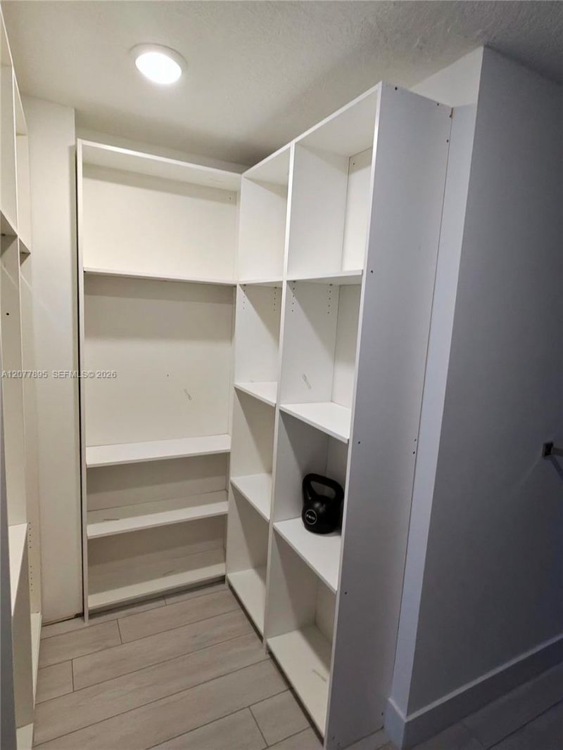 500 Bayview Dr, Unit 1723, Sunny Isles Beach, FL 33160 Photo