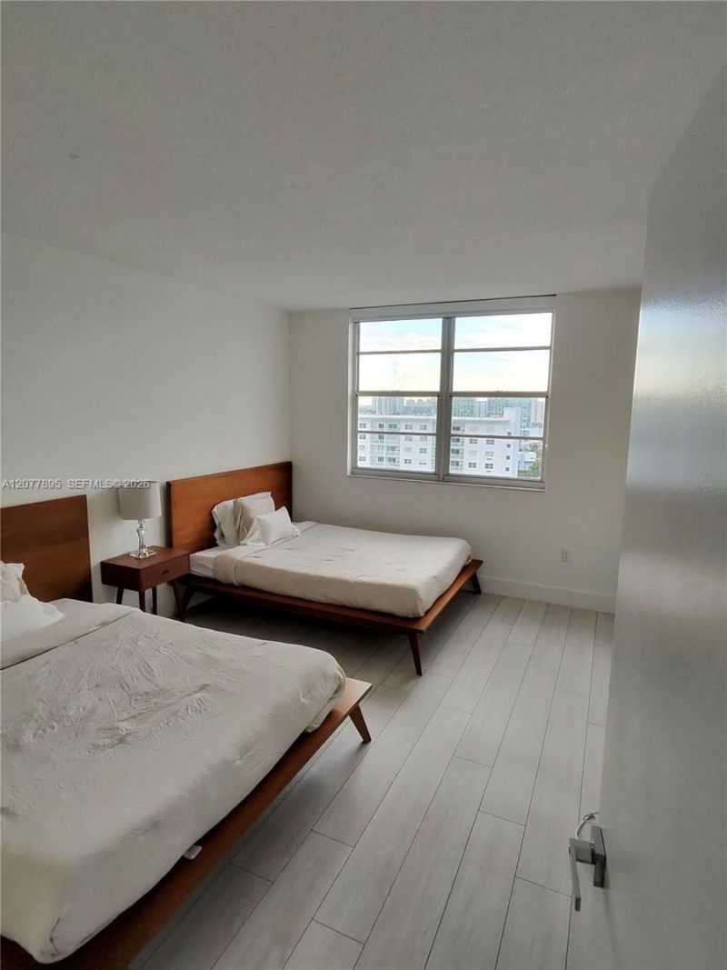 500 Bayview Dr, Unit 1723, Sunny Isles Beach, FL 33160 Photo