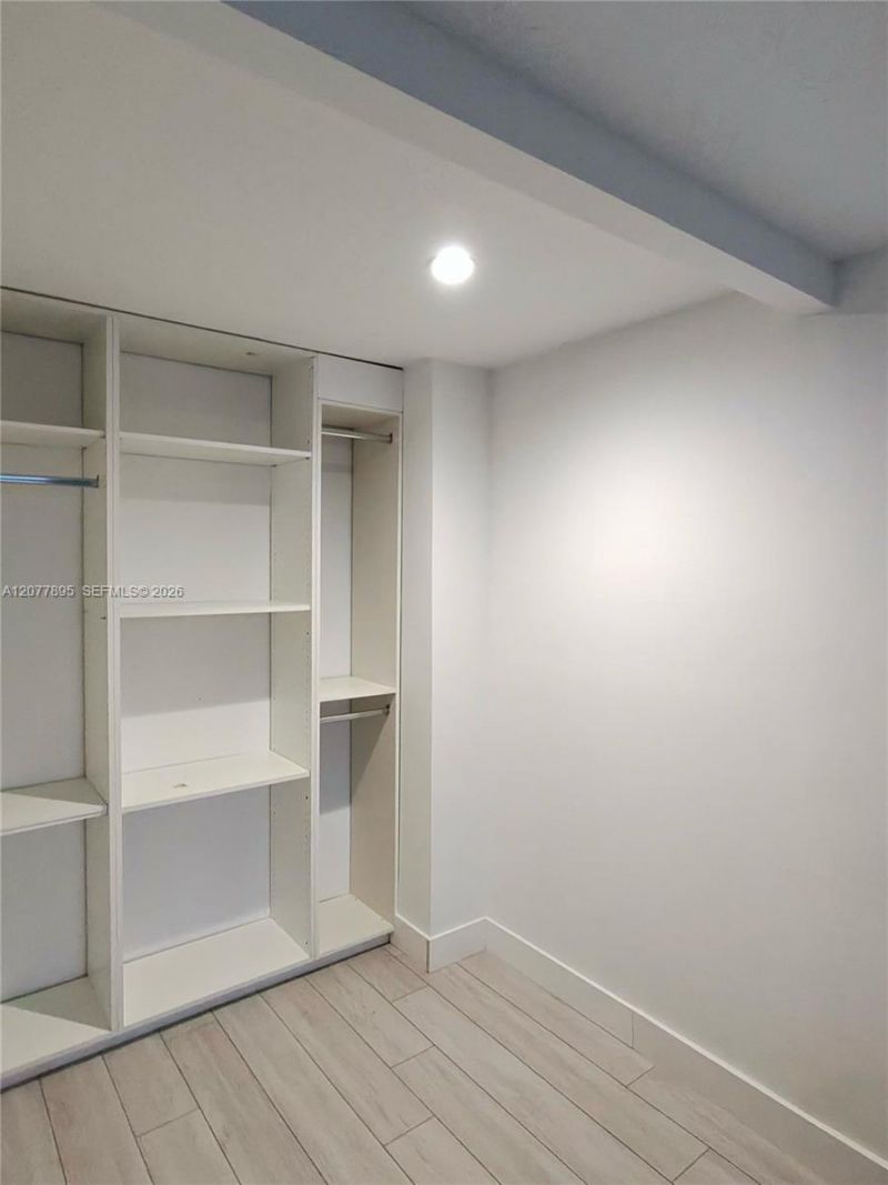 500 Bayview Dr, Unit 1723, Sunny Isles Beach, FL 33160 Photo