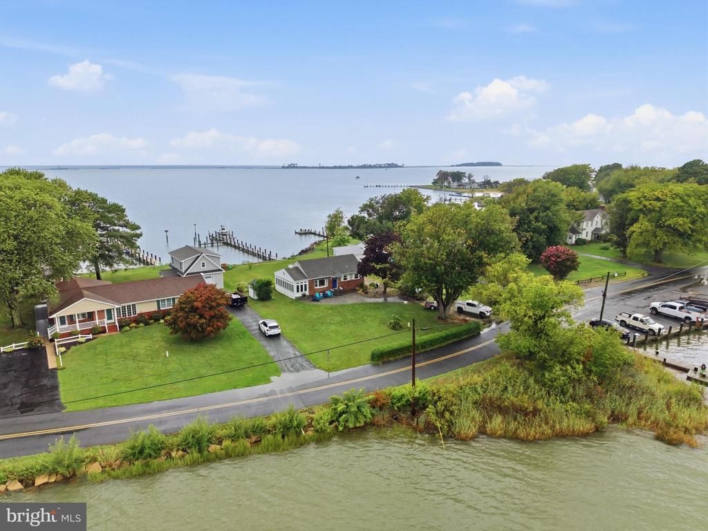 2530 HOOPERS ISLAND ROAD, FISHING CREEK, MD 21634