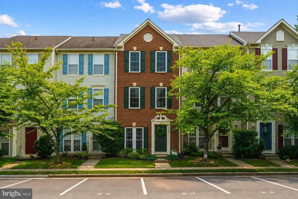 44221 Litchfield Terrace, Ashburn, VA 20147 Main Photo
