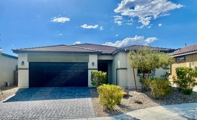 7915 N Pearly Court , North Las Vegas, NV 89084
