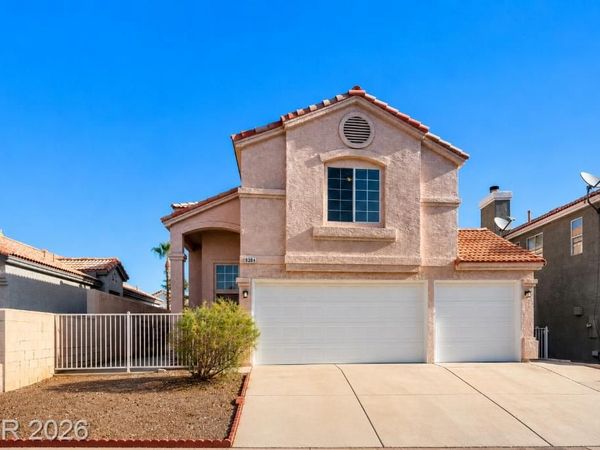 9304 Chilly Pond Avenue , Las Vegas, NV 89129
