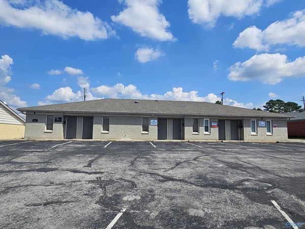 702 Arcadia Circle, Huntsville, AL 35801