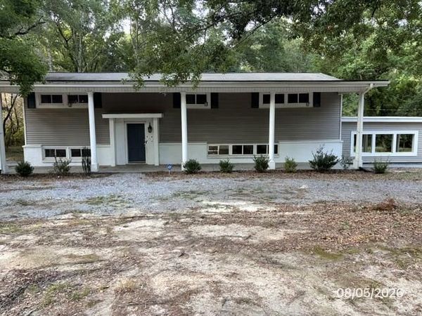 1091 Richburg Rd., Hattiesburg, MS 39402
