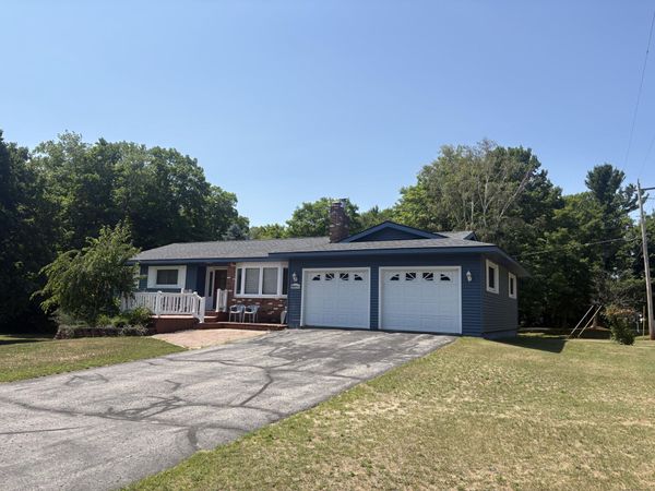 N6846 Elm ST, Engadine, MI 49827