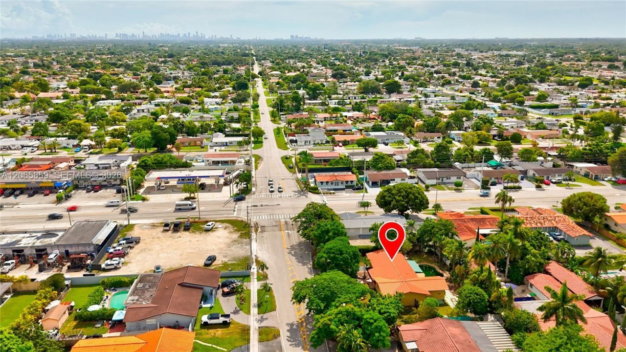 10710 SW 32nd St, Miami, FL 33165 Photo