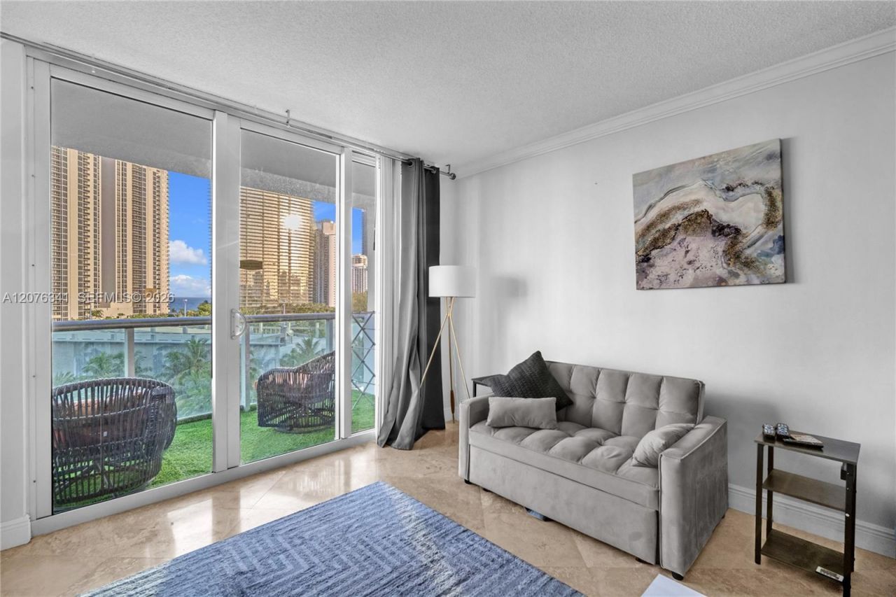 19370 Collins Ave , Unit 919, Sunny Isles Beach, FL 33160 Photo