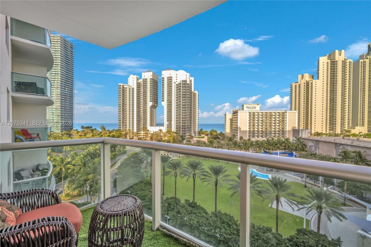 19370 Collins Ave , Unit 919, Sunny Isles Beach, FL 33160 Photo