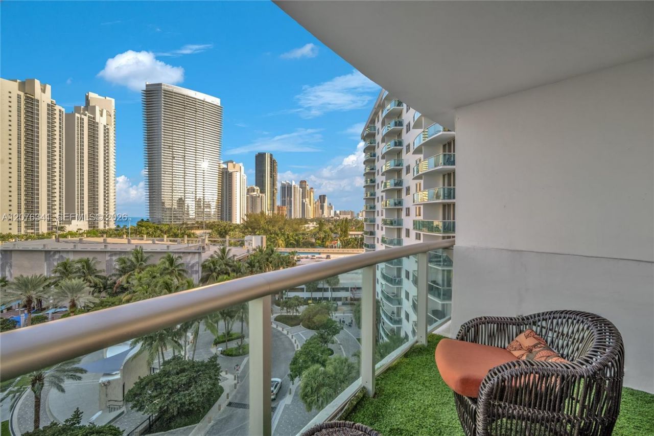 19370 Collins Ave , Unit 919, Sunny Isles Beach, FL 33160 Photo