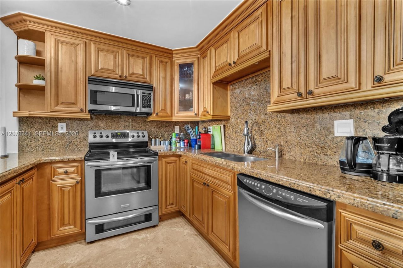 19370 Collins Ave , Unit 919, Sunny Isles Beach, FL 33160 Photo