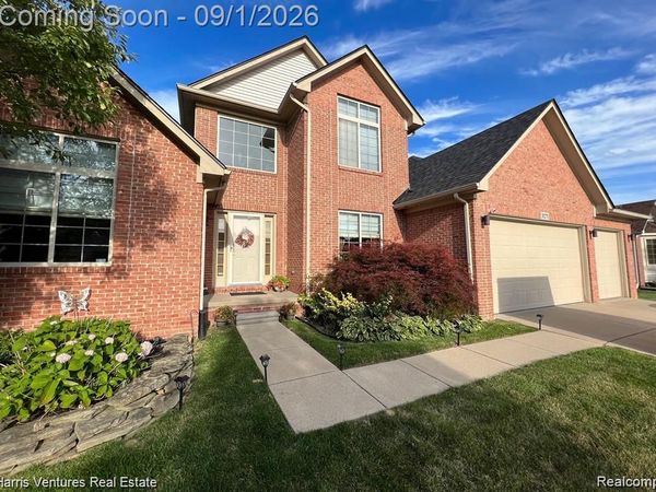 31271 Lavender Drive, Rockwood, Mi 48173