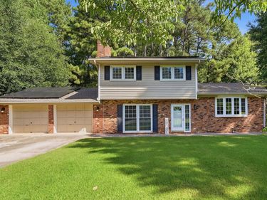 5009 Stockton Drive, Raleigh, NC 27606
