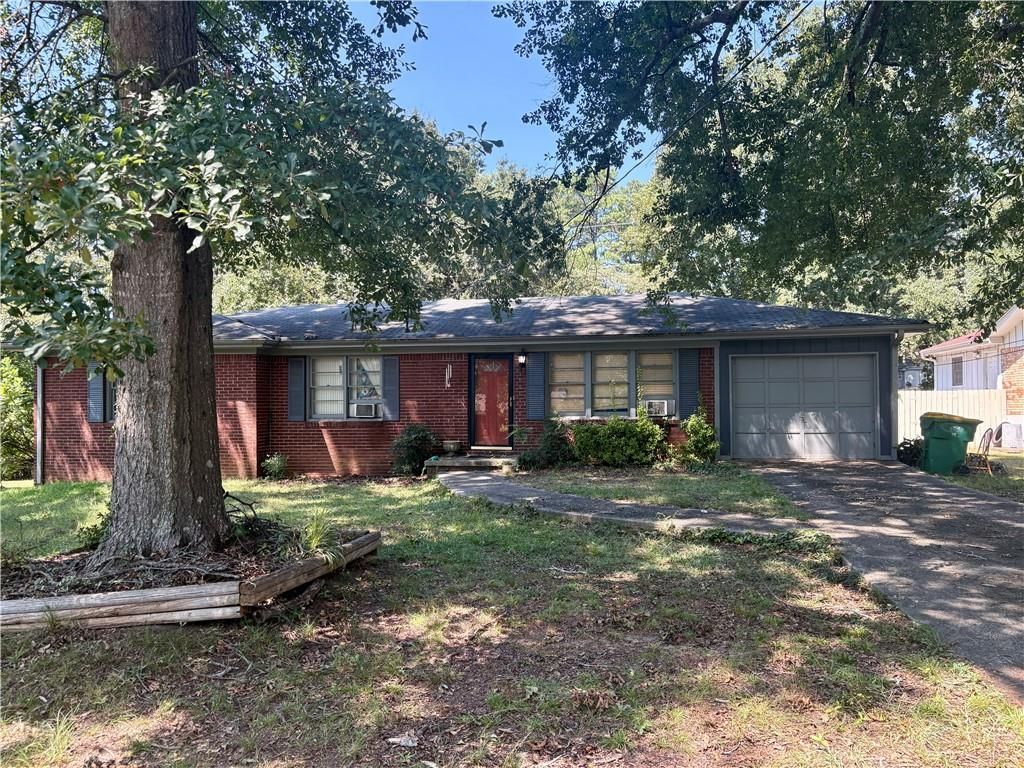 684 Virginia Circle  Forest Park, GA 30297