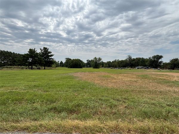 Hendrix Road , Hendrix, OK 74741